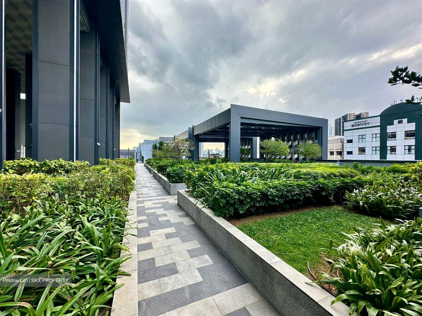 Centrium Square (D8), Office #626423471